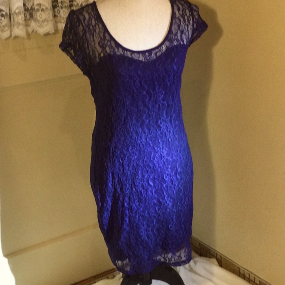 Guess, Navy Blue Lace Dress - Picture 2 of 16